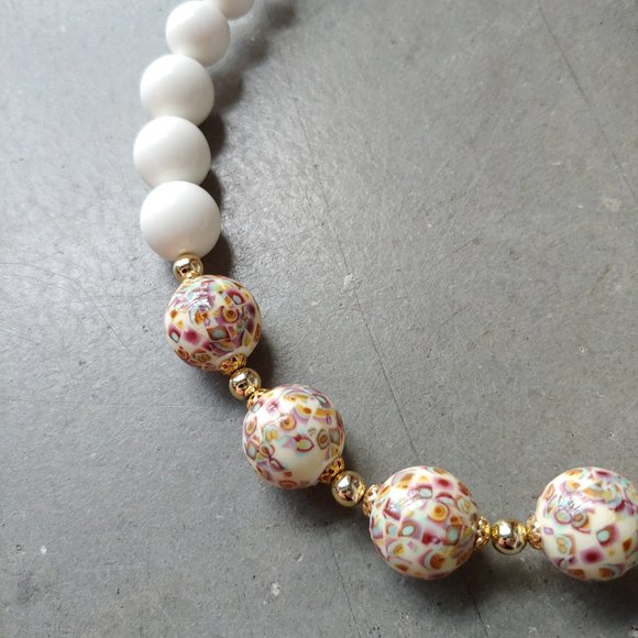 Handmade Purple and White Round Beaded Choker Necklace - Picture 3 of 6